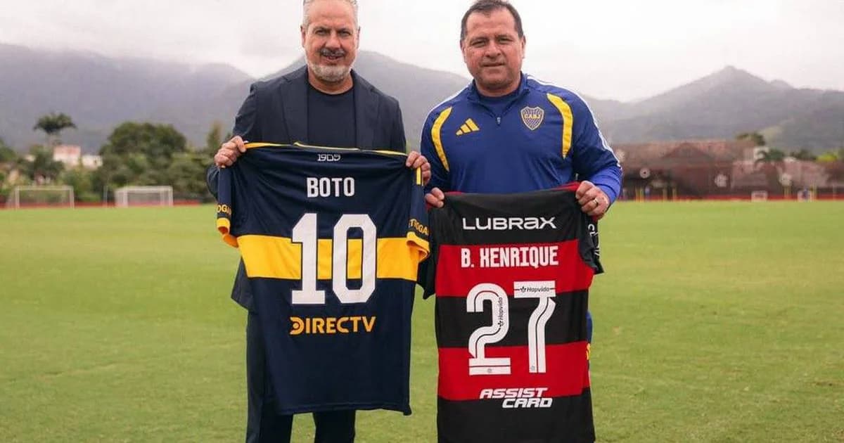 Treino matinal do Boca em centro de treinamento, jogadores sem rostos em bibs azul-amarelo, preparação para semifinal no Maracanã.