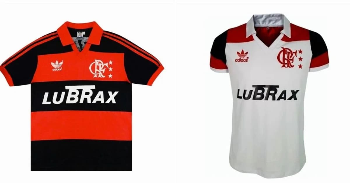 Ilustração editorial de camisa retrô rubro-negra (sem logotipos) com torcida e estádio ao fundo, atmosfera nostálgica e estratégica.