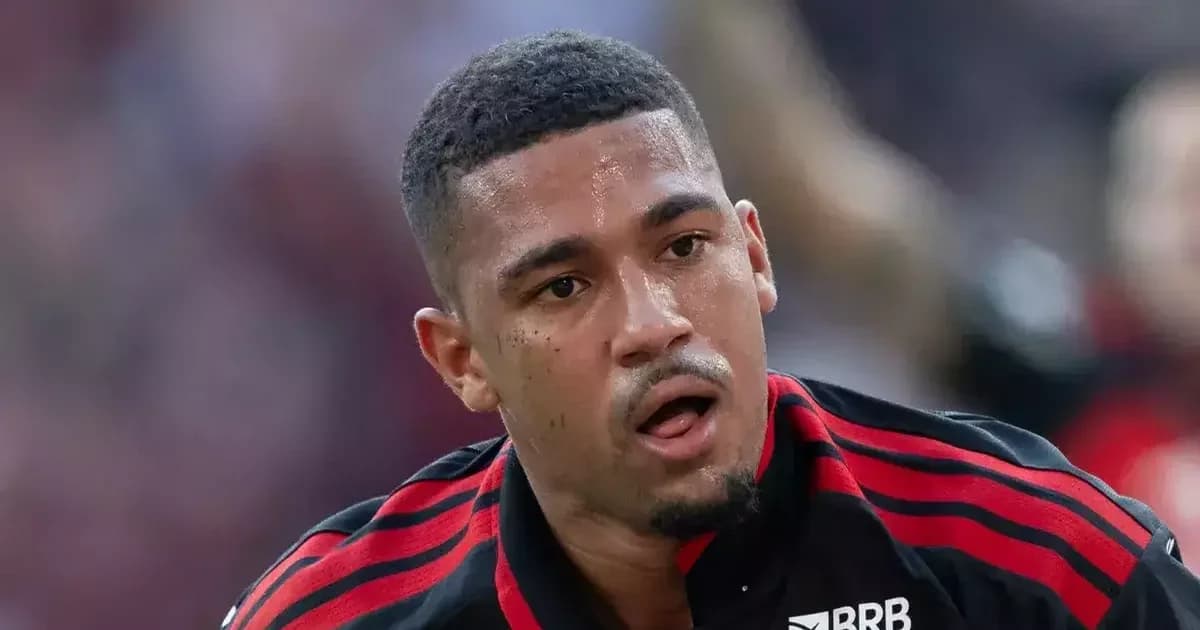 Torcida do Flamengo vibrando no Maracanã após vitória por 3 a 0, jogadores comemoram no campo