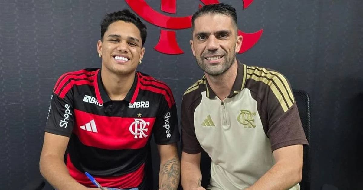 Ilustração editorial: jovem atacante assina contrato de três anos no estádio do Flamengo, torcida em vermelho e preto ao fundo.