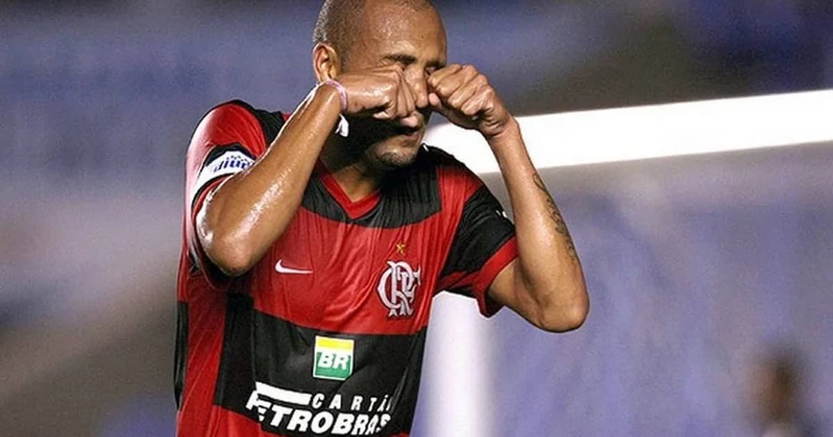 Torcedor rubro-negro postando story com TV mostrando placar 1-0 e provocação à eliminação do Botafogo