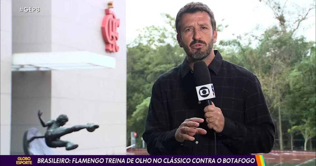 Silhueta de zagueiro no gramado com contrato carimbado 'recusado', moedas e torcida ao fundo; referência à oferta do Flamengo por João Victor.