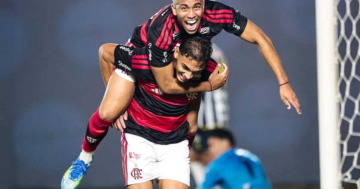 Montagem editorial: jovens da base do Flamengo no estádio (futebol), judô no tatame e polo aquático na piscina, público desfocado.