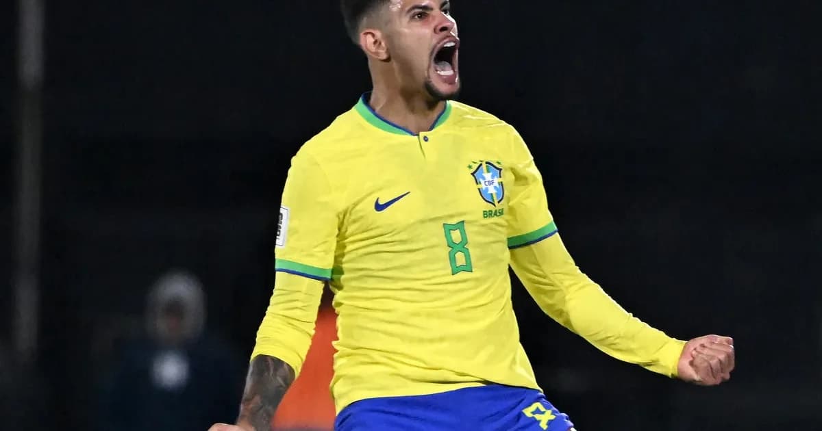 Volante da Seleção Brasileira em silhueta defendendo o elenco em estádio, torcida ao fundo e manchetes sobre a Copa; cores amarelo e verde.