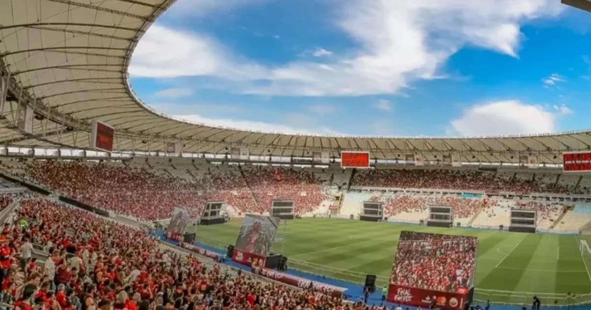 Ilustração editorial de estádio lotado em tons rubro-negros, público celebrando receitas de matchday do Flamengo (R$322M).