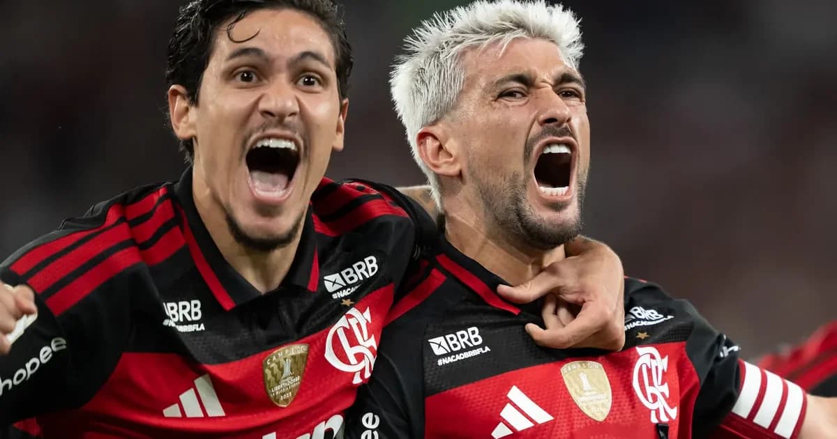 Ilustração editorial: técnico do Flamengo observa o meio-campo após vitória por 3 a 0, buscando reforço; estádio e torcida em vermelho e preto.