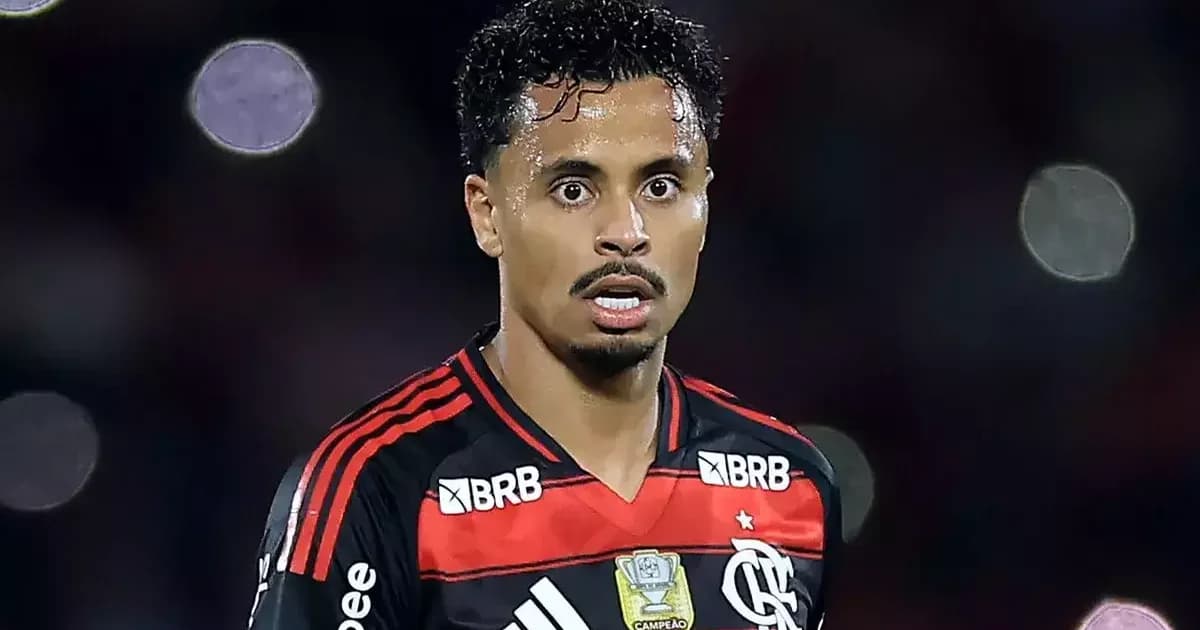 Ilustração editorial: técnico do Flamengo analisa planilhas enquanto jogadores emprestados, com kits genéricos vermelho e preto, retornam ao estádio.