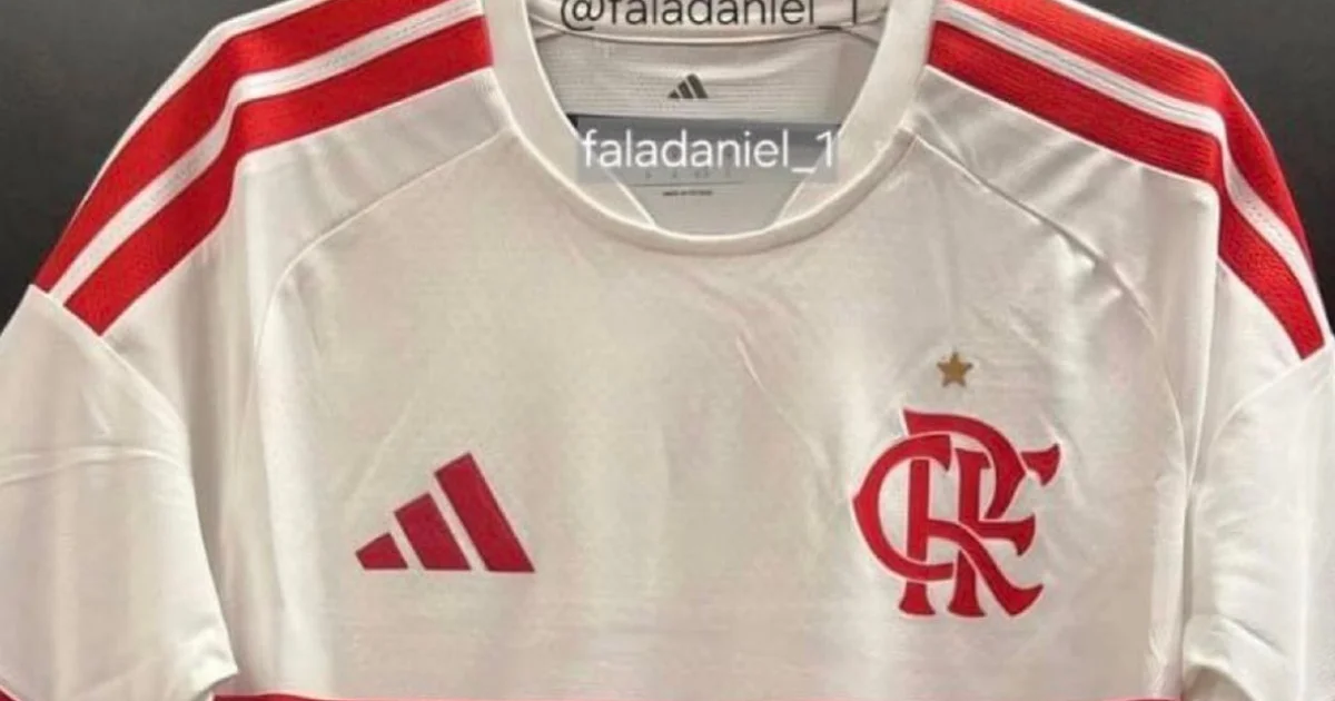 Ilustração editorial: camisa 2 branca do Flamengo com três listras vermelhas nos ombros e listras rubro-negras no peito, estádio ao fundo