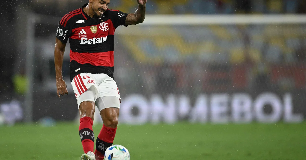 Ilustração editorial do Maracanã: jogadores cabisbaixos após derrota, torcida insatisfeita e placar 2–3, atmosfera tensa.