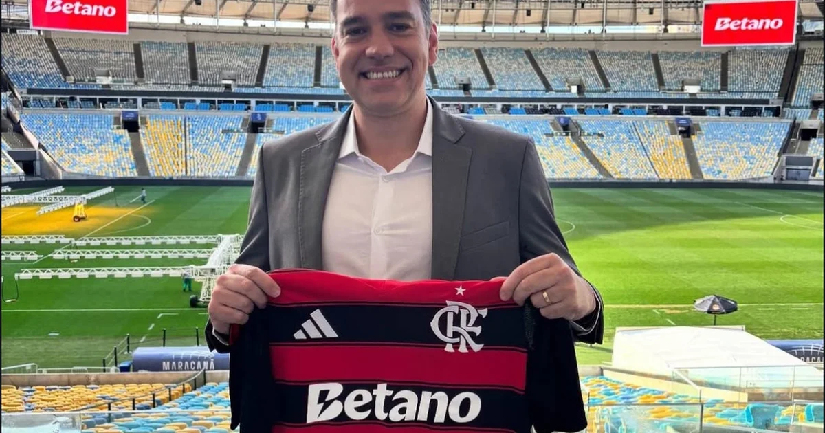 Estádio do Flamengo quase vazio, banners de patrocínio desbotados e gráfico em queda simbolizando crise nos patrocínios e no Campeonato Brasileiro