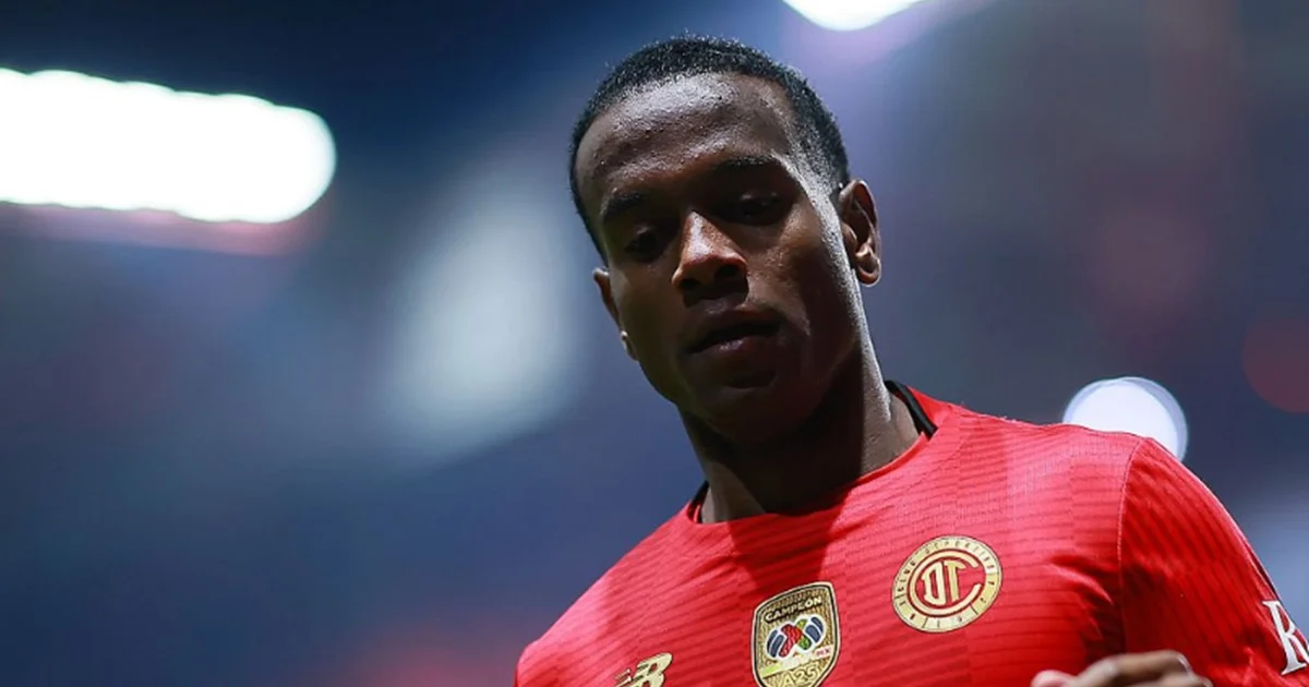 Ilustração editorial do interesse do Flamengo por Helinho: atacante em ação no estádio, clima de mercado de transferências e torcida.