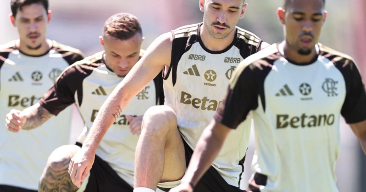 Ilustração editorial da Recopa: estádio iluminado, torcida do Flamengo, ataque em cena, clima tenso e arquibancadas com bandeiras