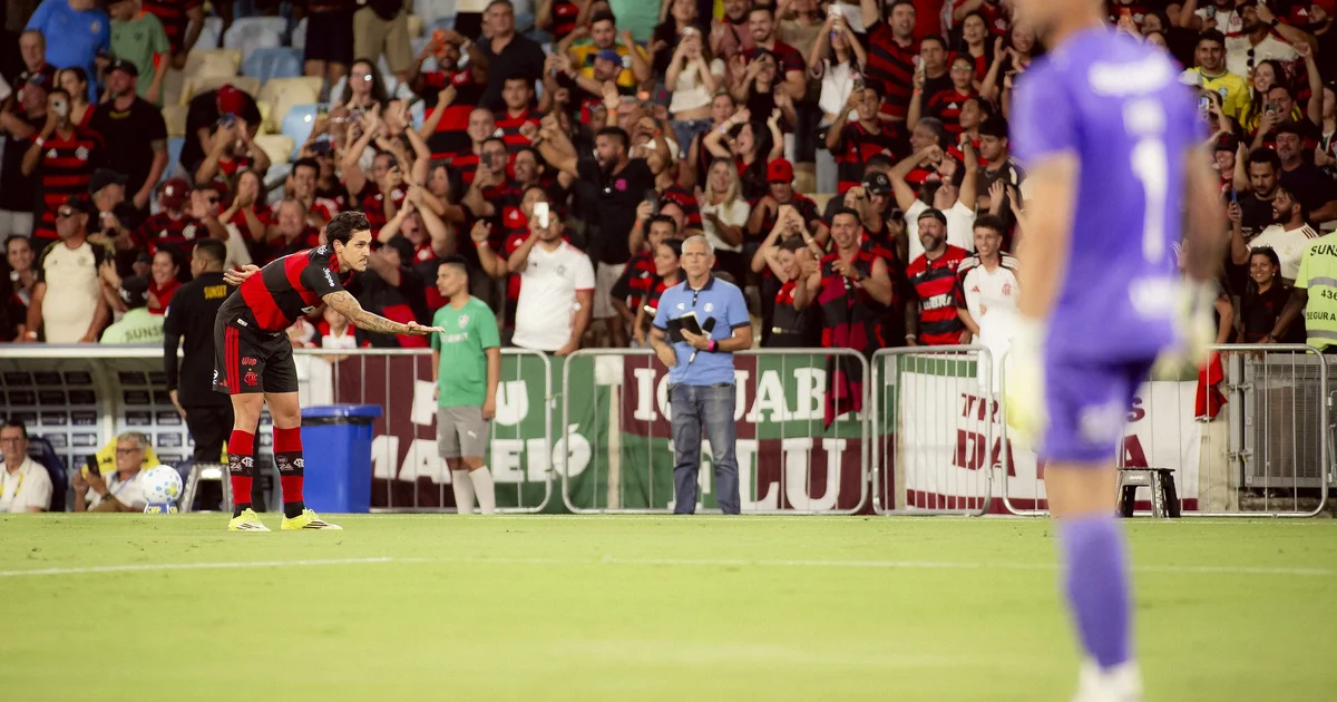 Maracanã lotado, gol decisivo e torcida em festa após vitória do Flamengo por 2 a 1 sobre o Fluminense.