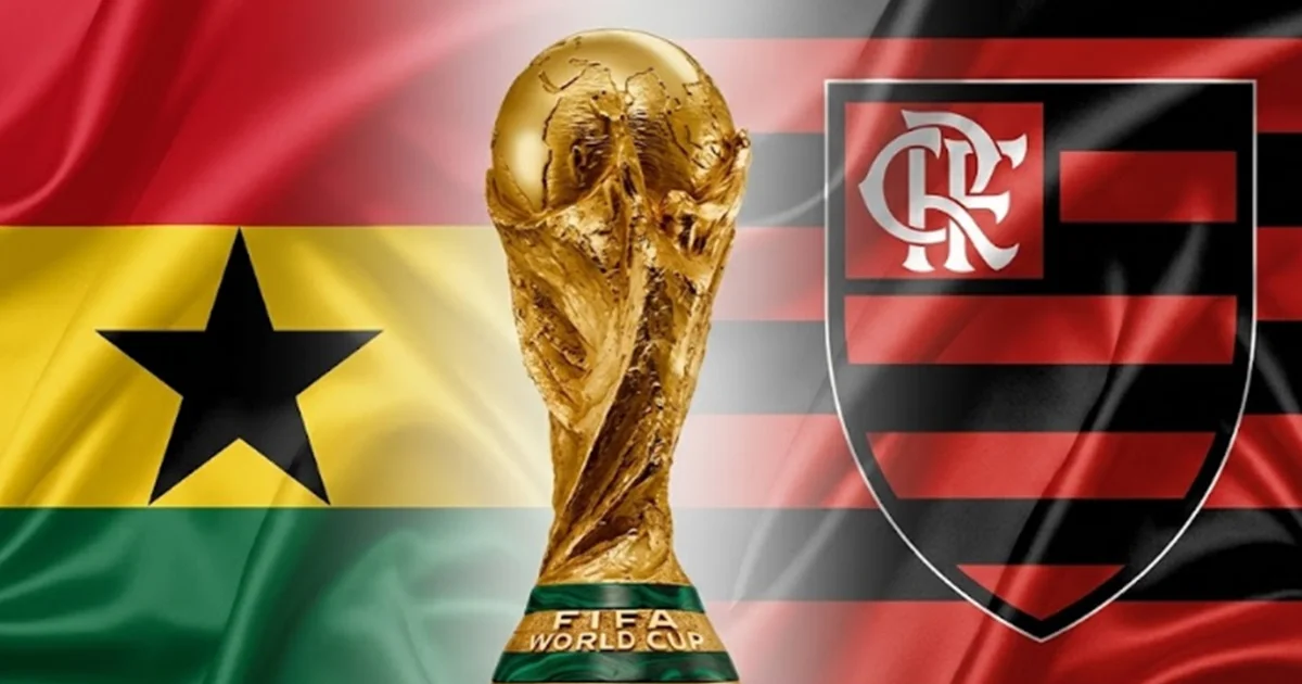 Ilustração editorial: treinador em silhueta na beira do gramado, estádio lotado com cores de Gana, preparação tensa para a Copa 2026